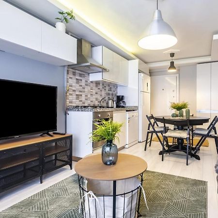 Apartament Comfy Flat 650 M To Galata Tower Stambuł Zewnętrze zdjęcie