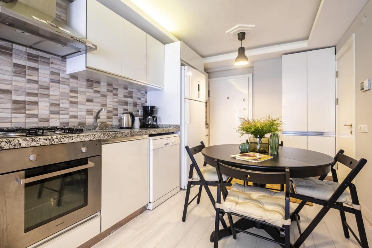 Apartament Comfy Flat 650 M To Galata Tower Stambuł Zewnętrze zdjęcie